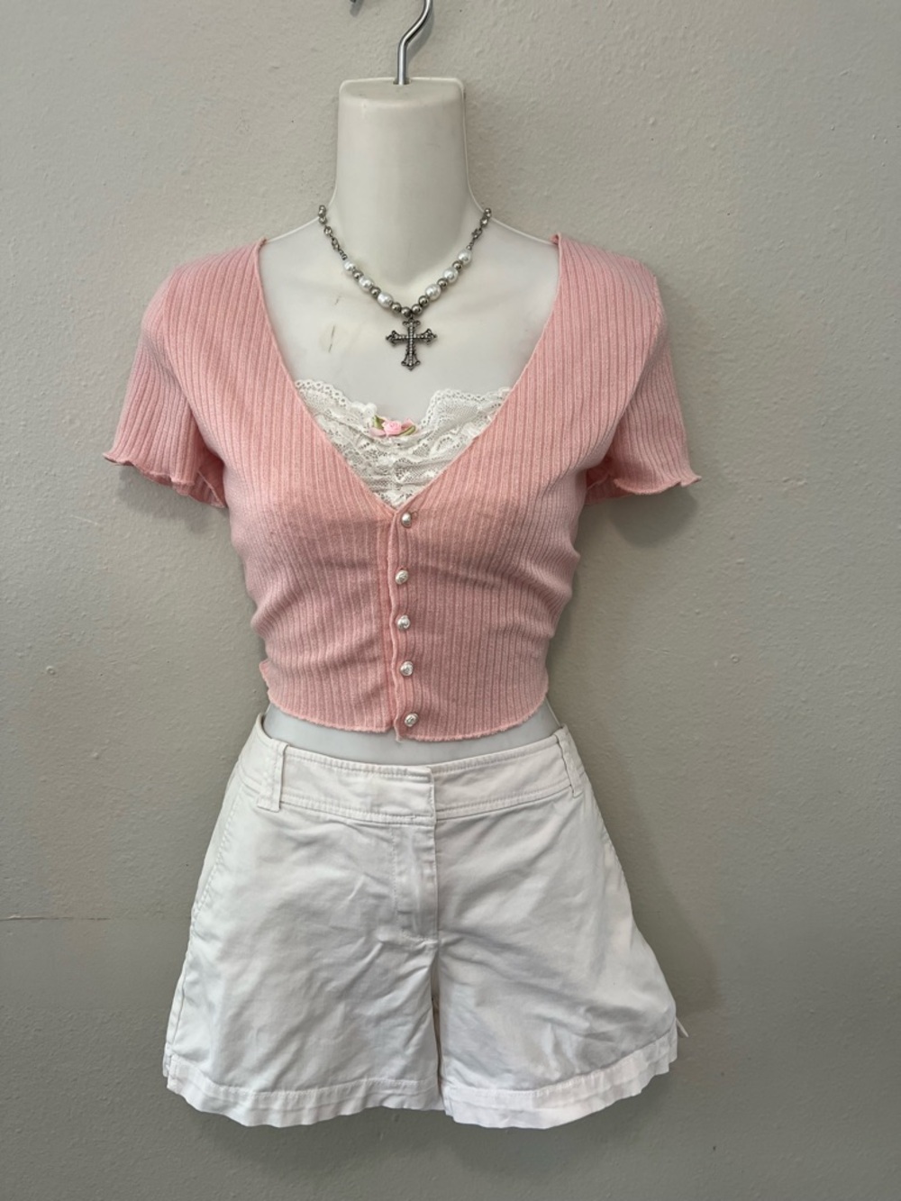 Pink Ribbed Lace Trim Crop Top Button Front Coquette Style Size L - Picture 2 of 8
